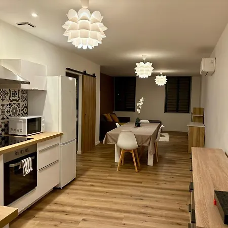 La Loge D'ingres - T3 Center & Hospital